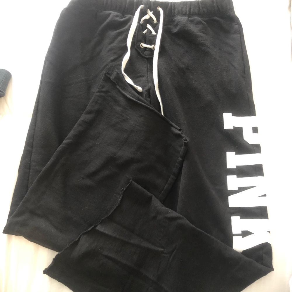 PINK boyfriend sweat pants lace up black